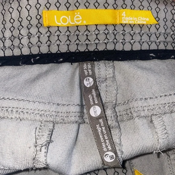 RARE can’t find again, Size 4 Lolë grey designed shorts - Picture 5 of 5